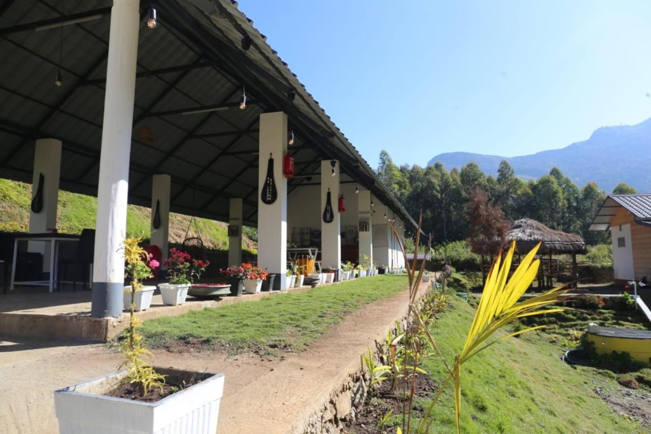 Happy Holidays Resort Kanthalloor Luaran gambar