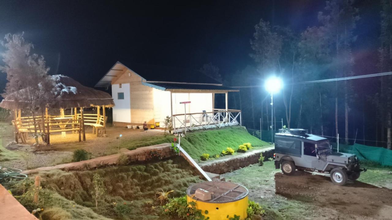 Happy Holidays Resort Kanthalloor Luaran gambar